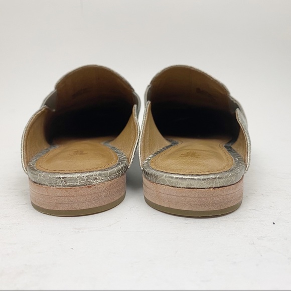 FRYE Terri Gore Silver Gold Crackle Leather Flat Mules - Size 8M - Picture 6 of 7